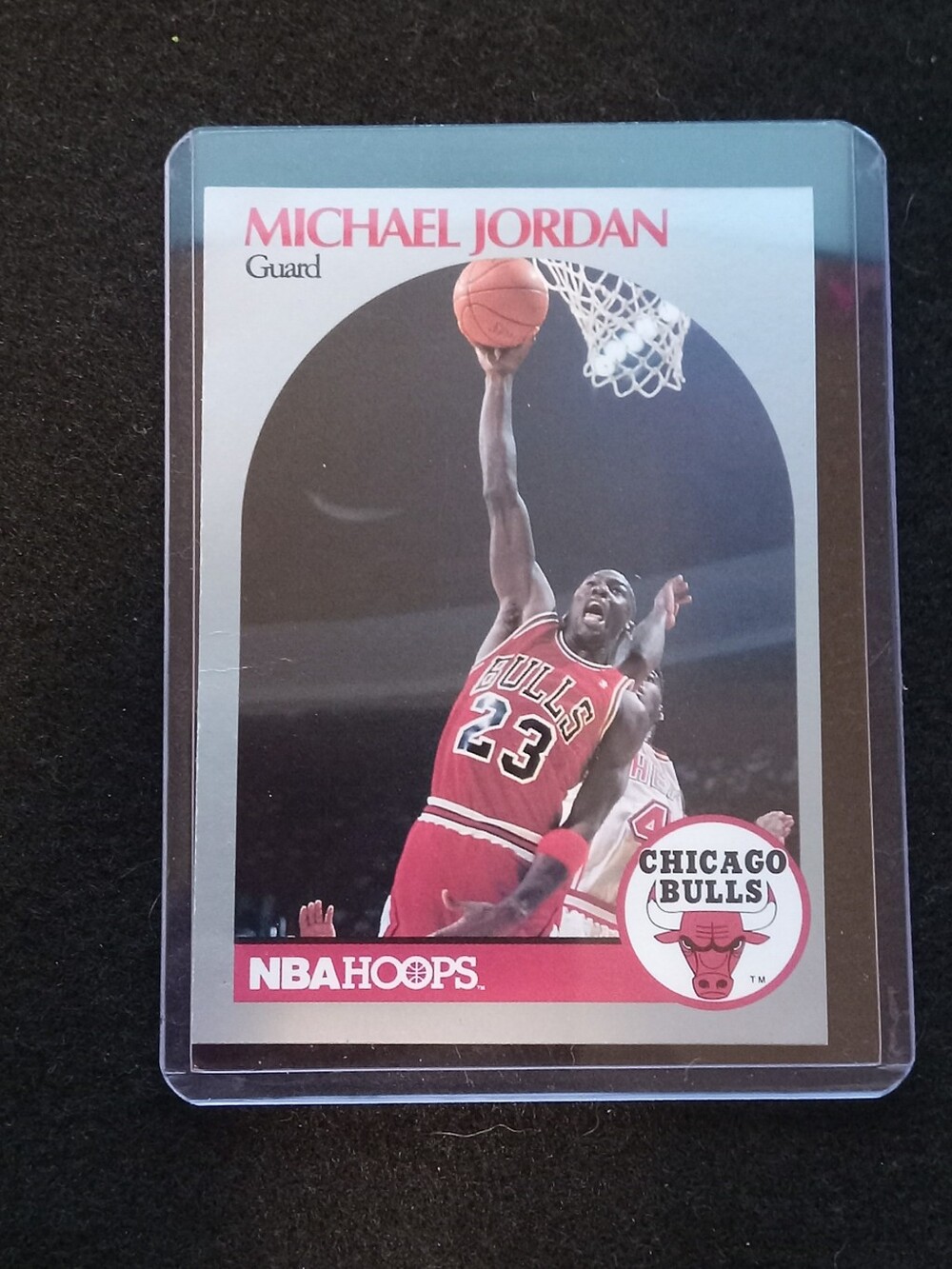 Michael Jordan Chicago Bulls NBA Hoops Card - Red/White MINT